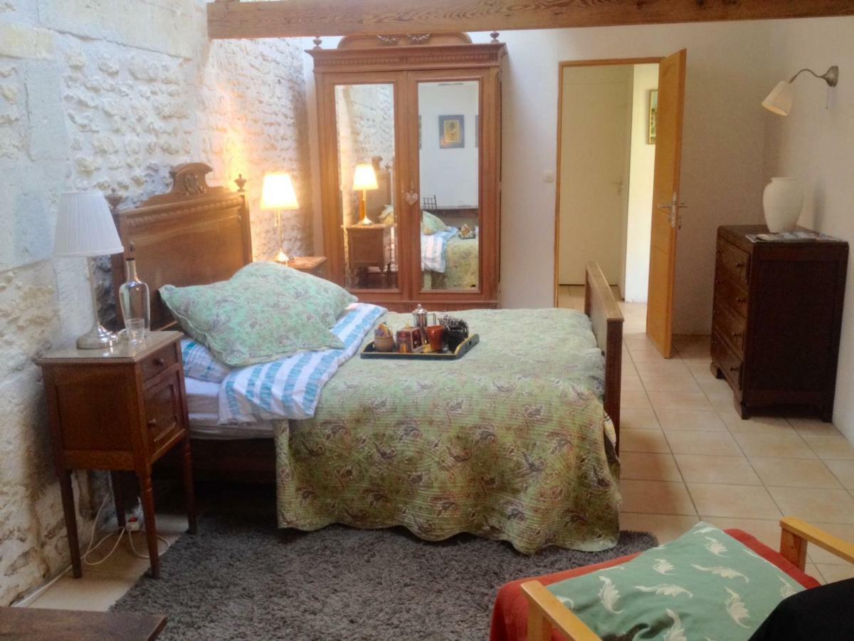 Gite Du Calme 3 Star Bed & Breakfast Cognac Cherac Экстерьер фото